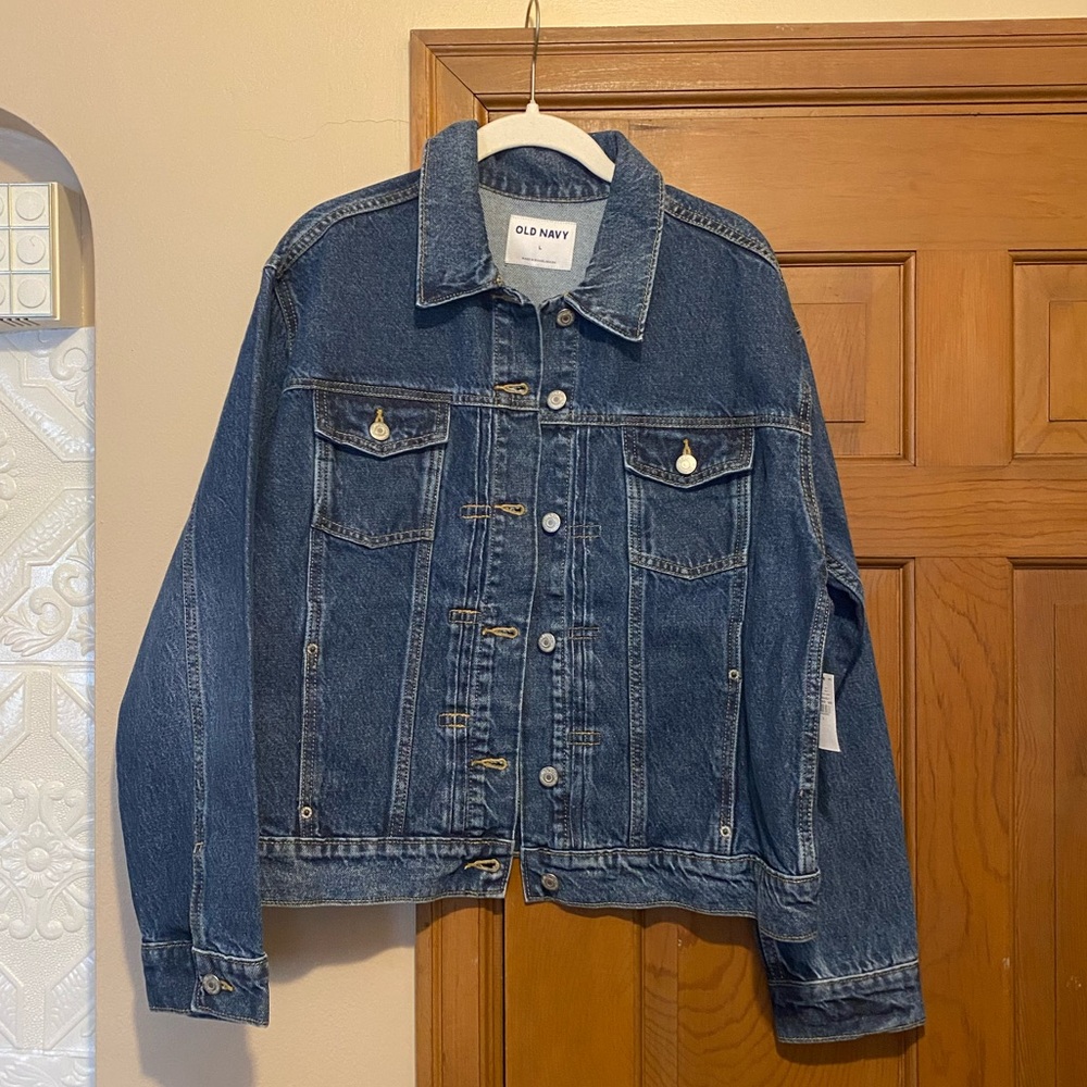 Old Navy jean jacket! NWT!✨